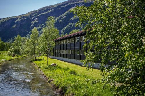 Gaupne Hotel | Gaupnetunet Hotell og Hytter