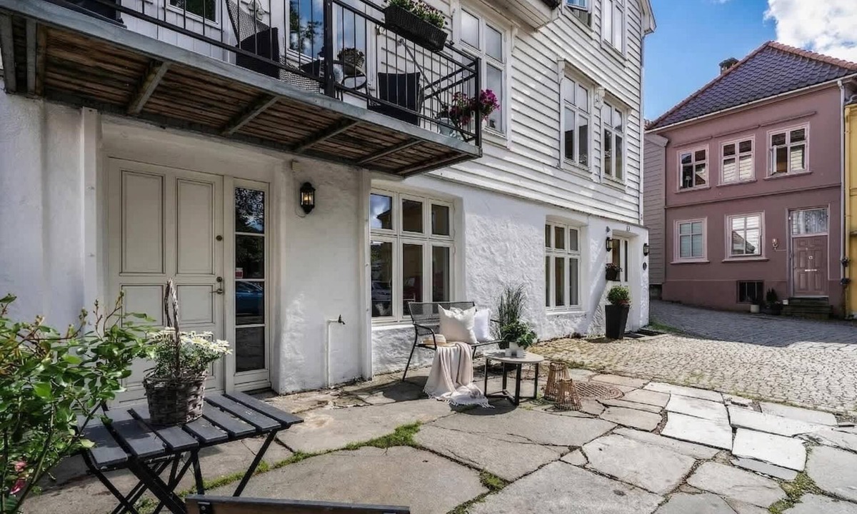 Sentrum Apartment | GG6 - Cozy 2BR City Center Apartment