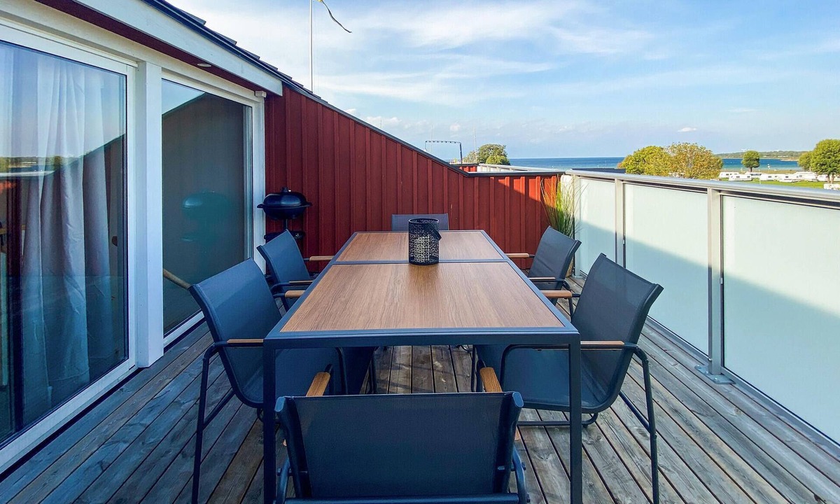 Kopingsvik Apartment | Gorgeous apartment in Köpingsvik with WiFi