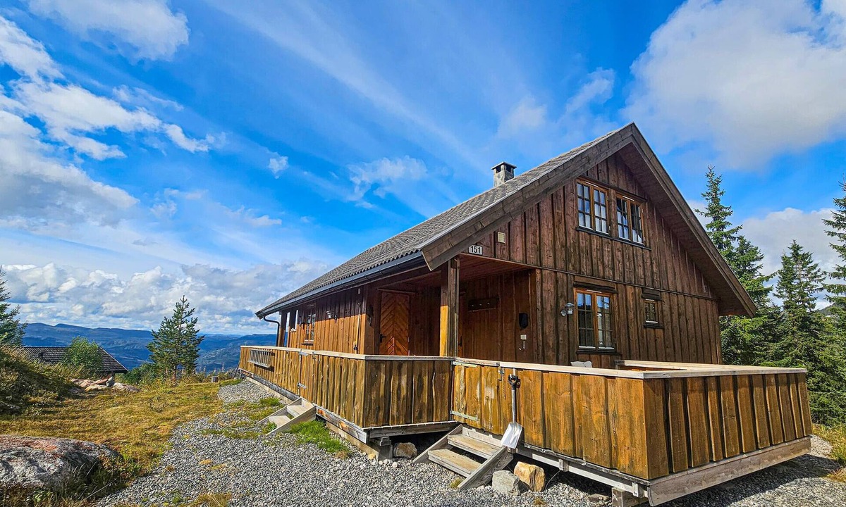 Kroderen House | Gorgeous home in Eggedal with sauna
