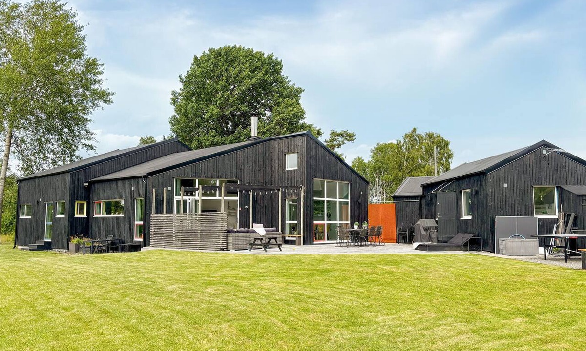 Lerum Municipality House | Gorgeous home in Gråbo with sauna