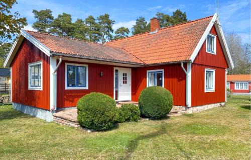 Hagaby House | Gorgeous Home In Löttorp With Wifi