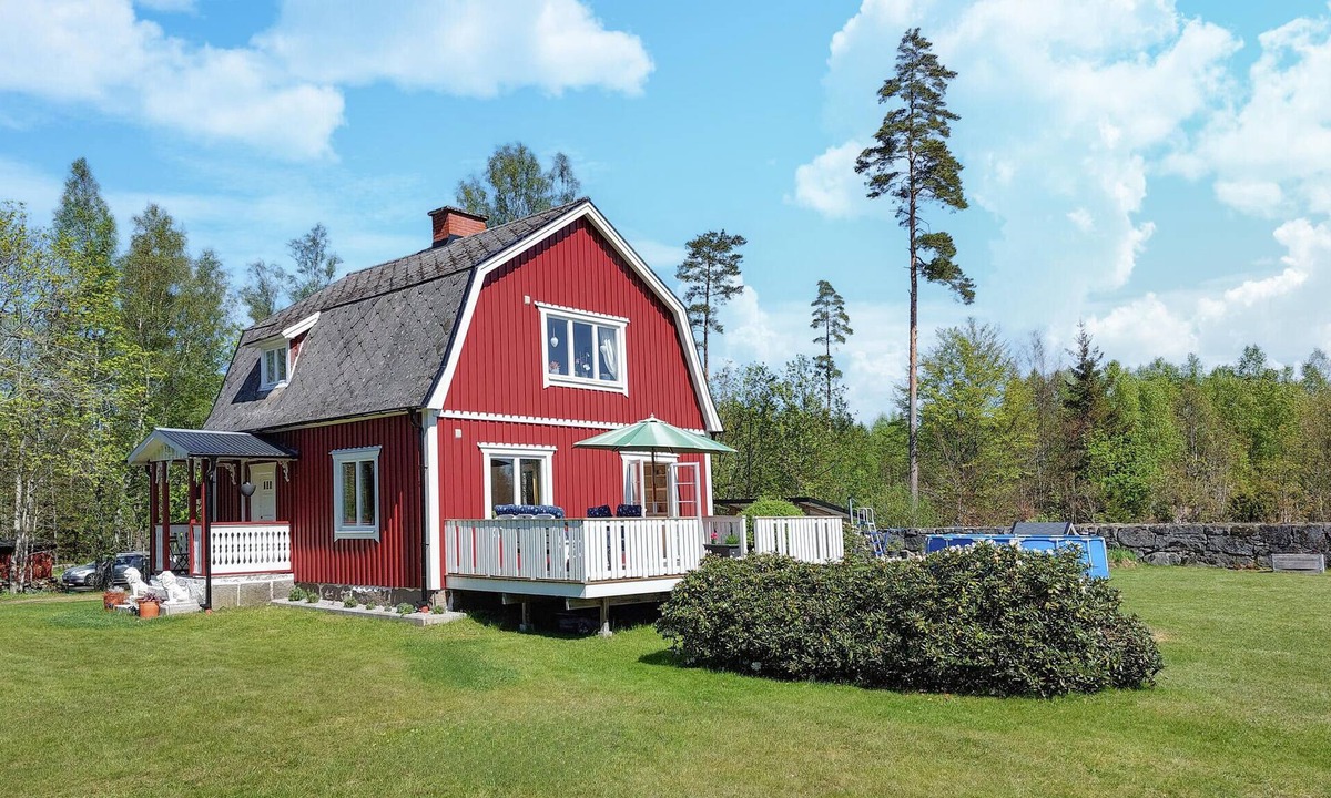 Lonsboda House | Gorgeous home in Lönsboda with WiFi