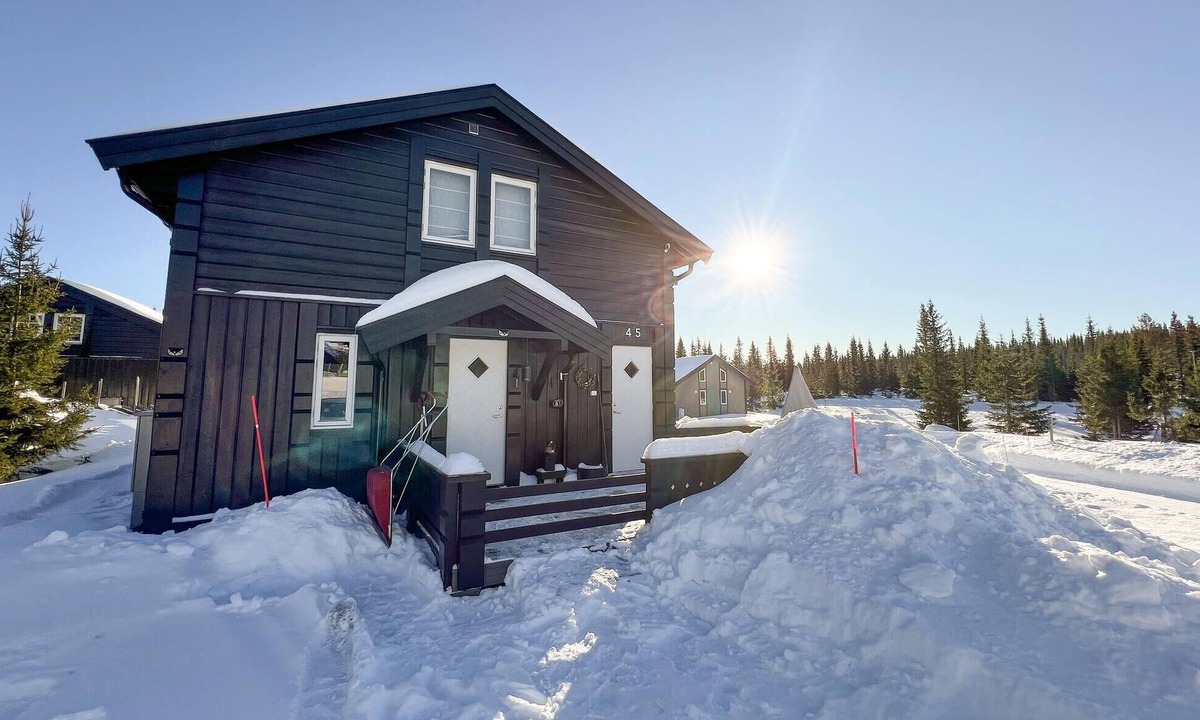 Ringsaker House | Gorgeous home in Sjusjøen with WiFi