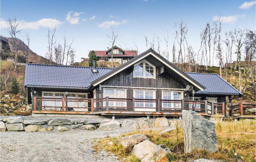 Sykkylven House | Gorgeous Home In Straumgjerde With Wifi