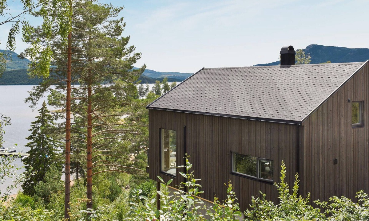 Treungen House | Gorgeous home in Treungen with sauna