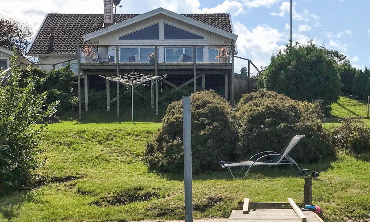 Uddevalla Municipality House | Gorgeous home in Uddevalla with sauna