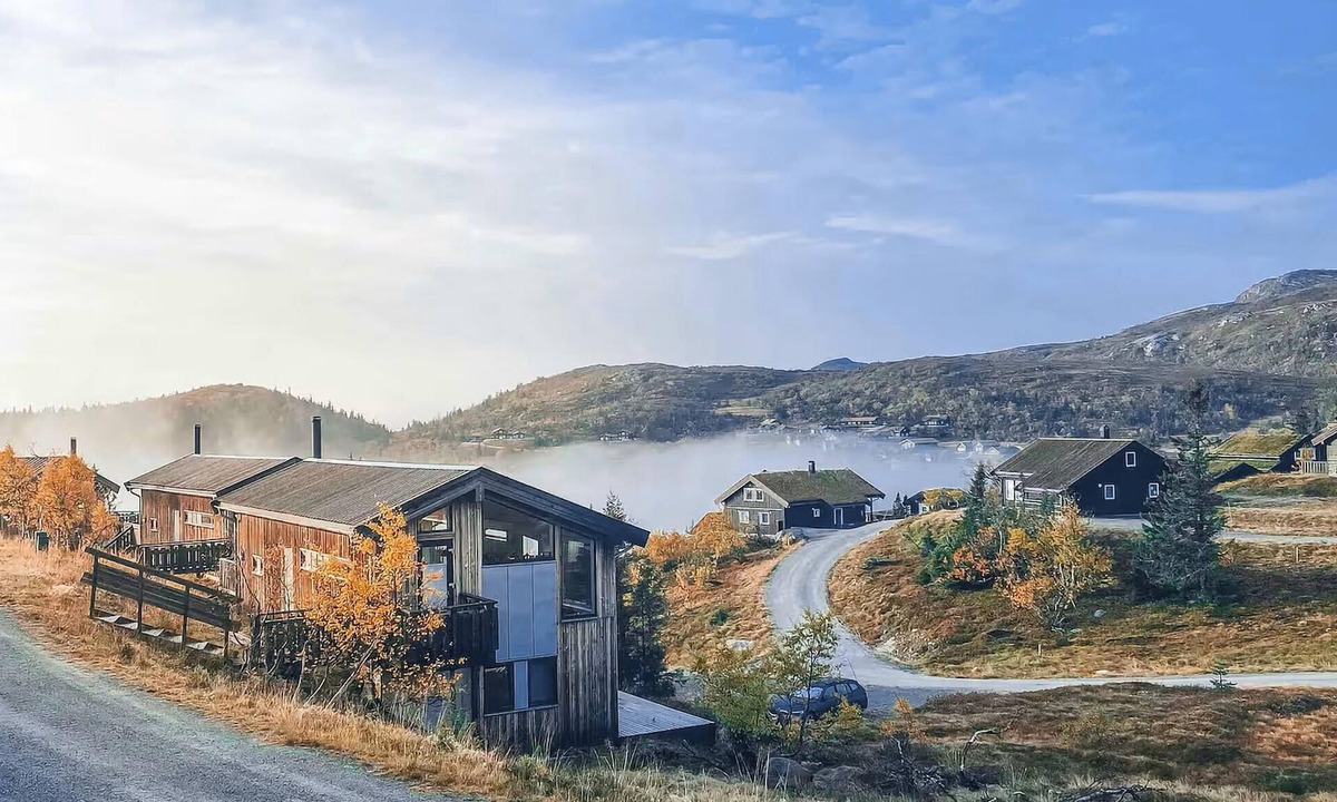 Rollag House | Gorgeous home in Veggli with sauna