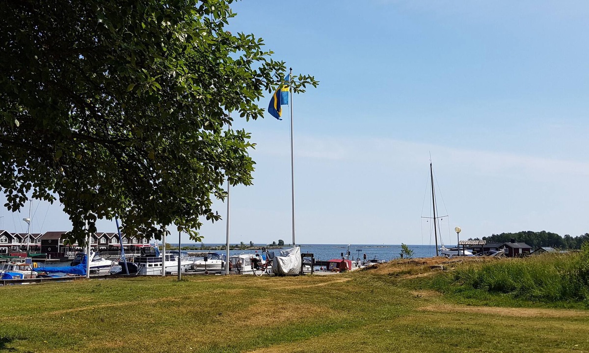 Mellerud O Villa | Guesthouse with a view over Mellerud golf course near Vänern.