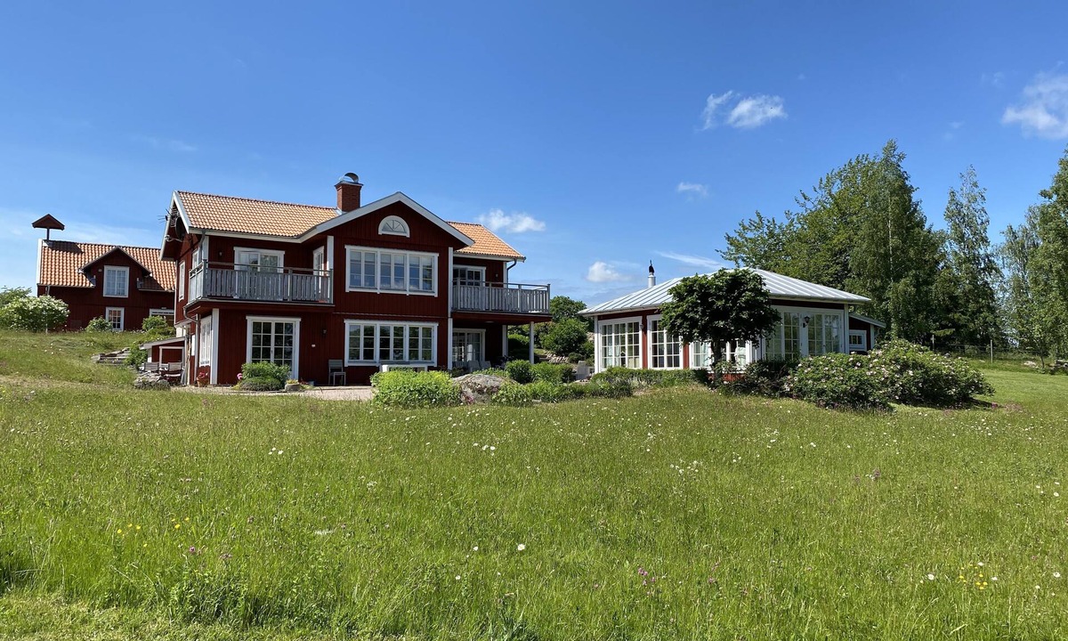 Tranas House | Härlig Villa i Lantlig Miljö Nära Sjön Sommen