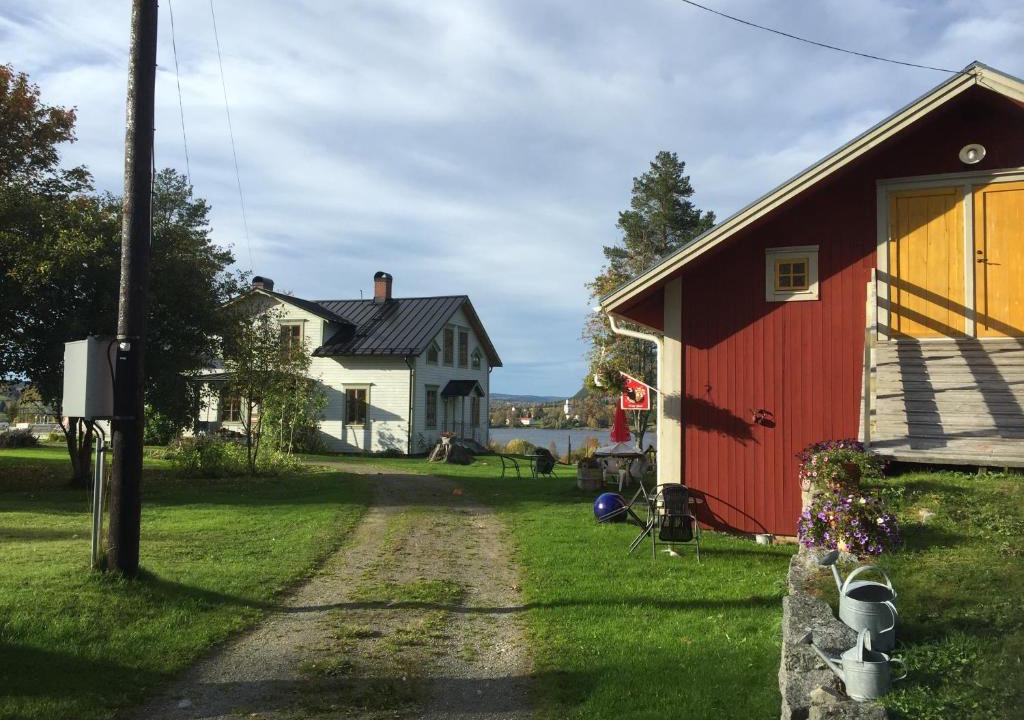 Svenstavik Cabin | Höglunda Gård B&B Lantgård