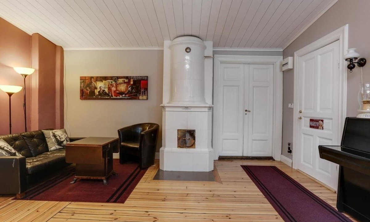 Orebro Bed & Breakfast | Hagbackens Gård Bed & Breakfast