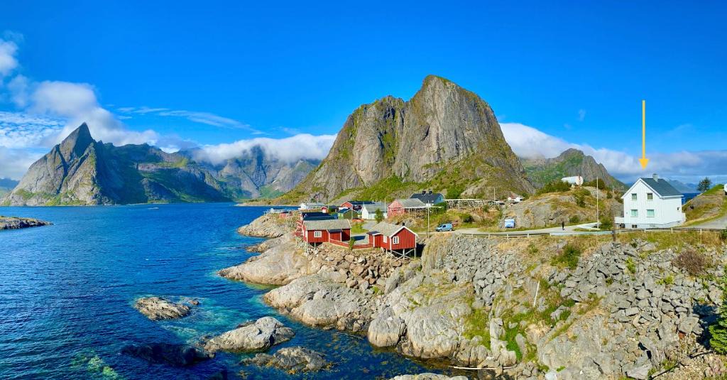 Hamnøya House | Hamnøya Bridge Panorama