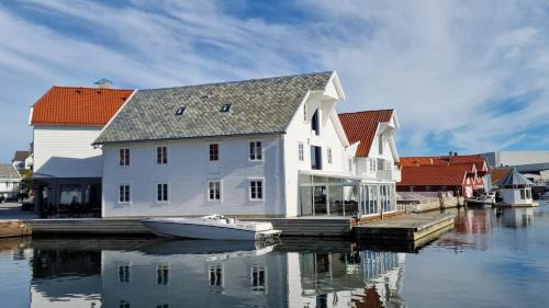 Skudeneshavn Hotel | Havn Hotell og Restaurant