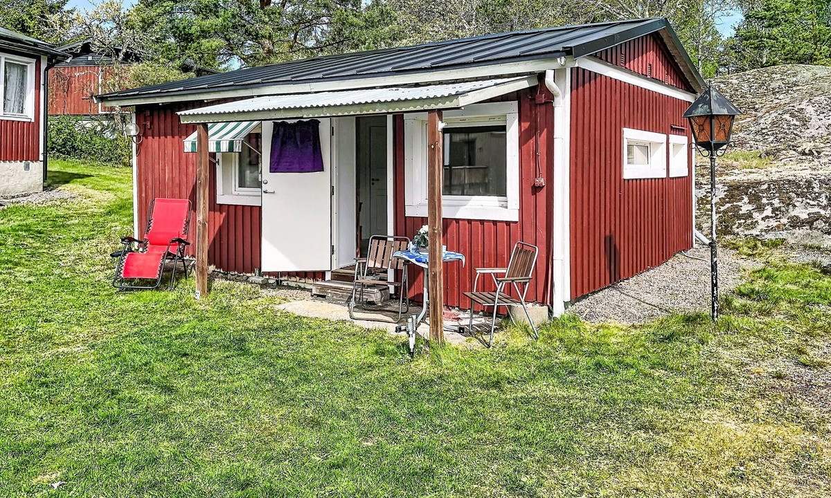 Figeholm House | Havsstugan by Interhome