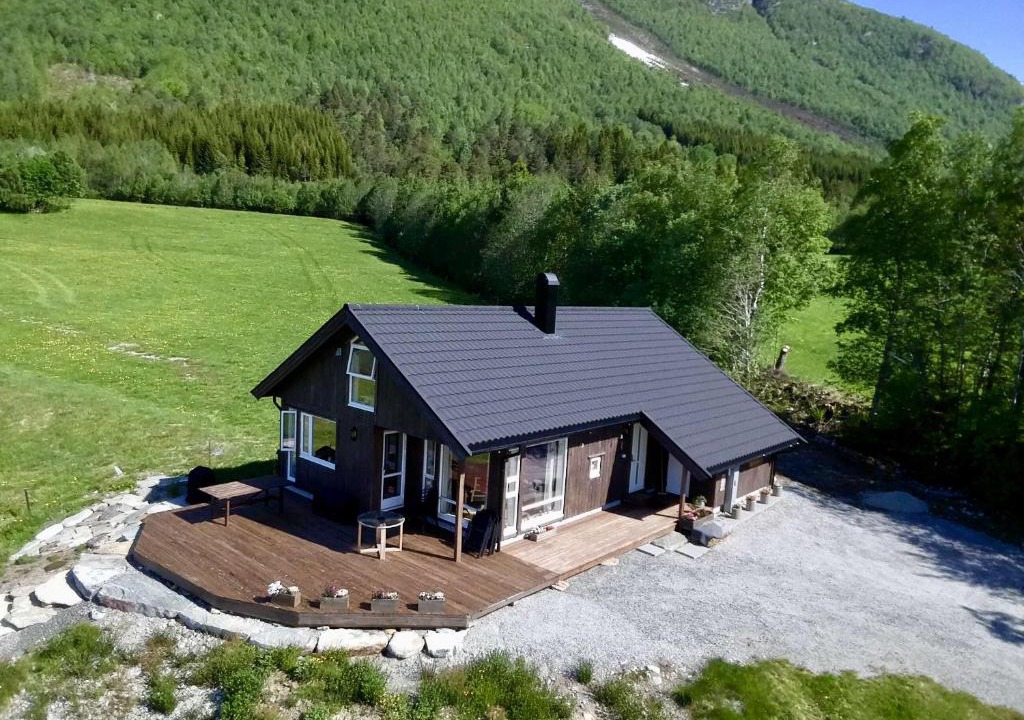Isfjorden Ski Chalet | Heinåli Hytta