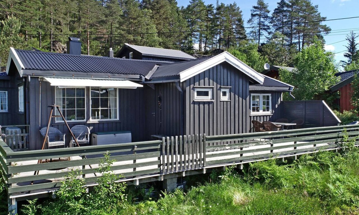 Aseral House | Hellebu by Interhome