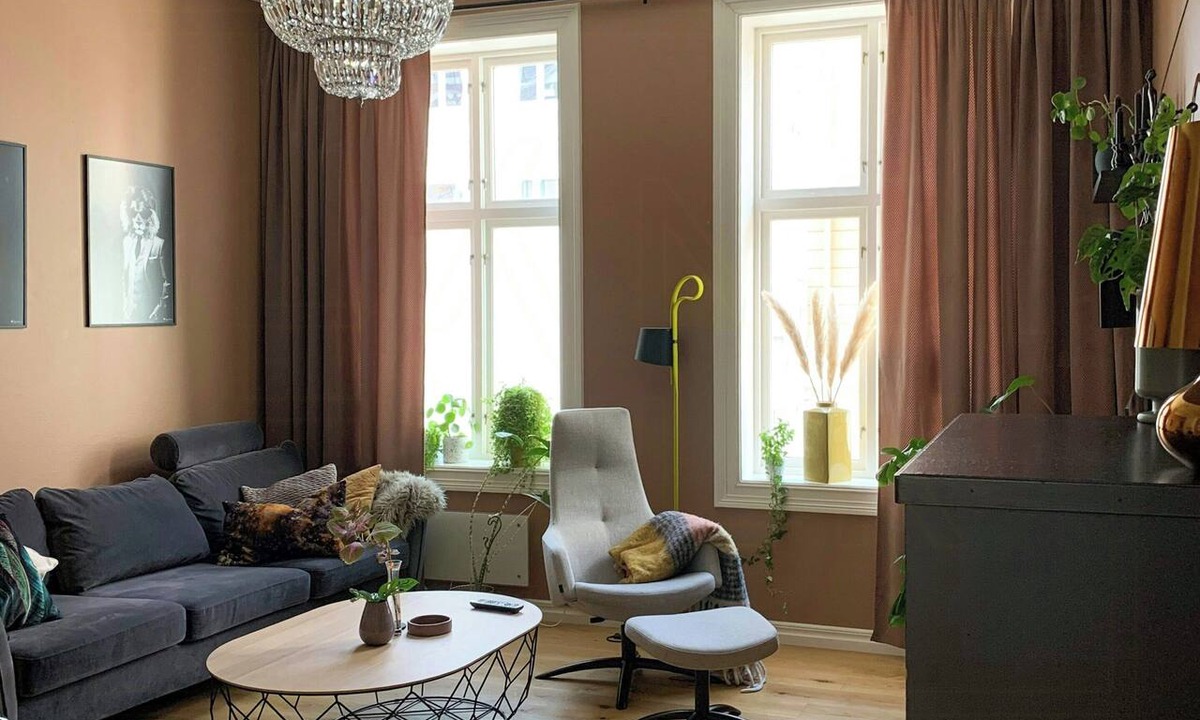 St. Hanshaugen Apartment | High ceilings by the Palace in Oslo
