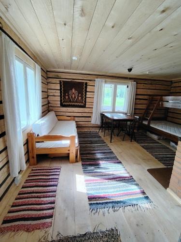 Pohja Apartment | Hirvikallio - a peaceful cottage in the middle of nature
