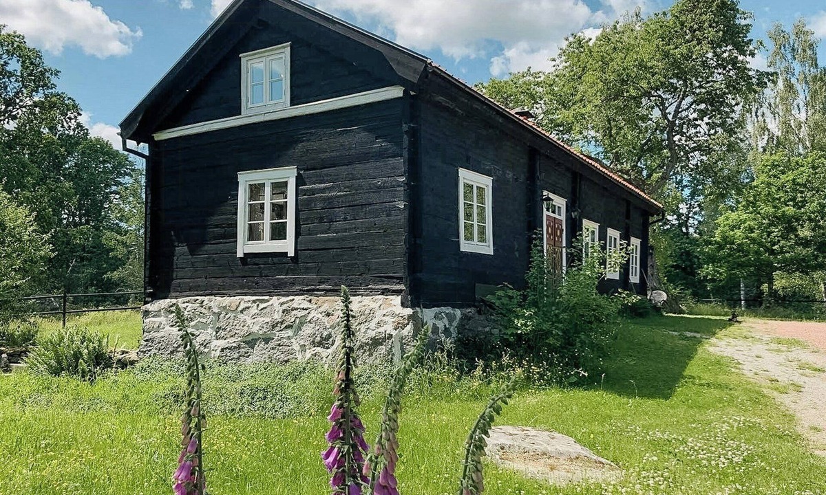 Kyrkhult House | Historic 19th century cottage in Blekinge