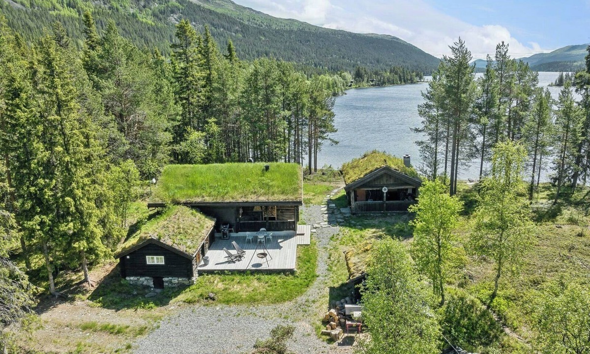 Sor-Fron House | Historic cabin idyll by Espedalsvannet
