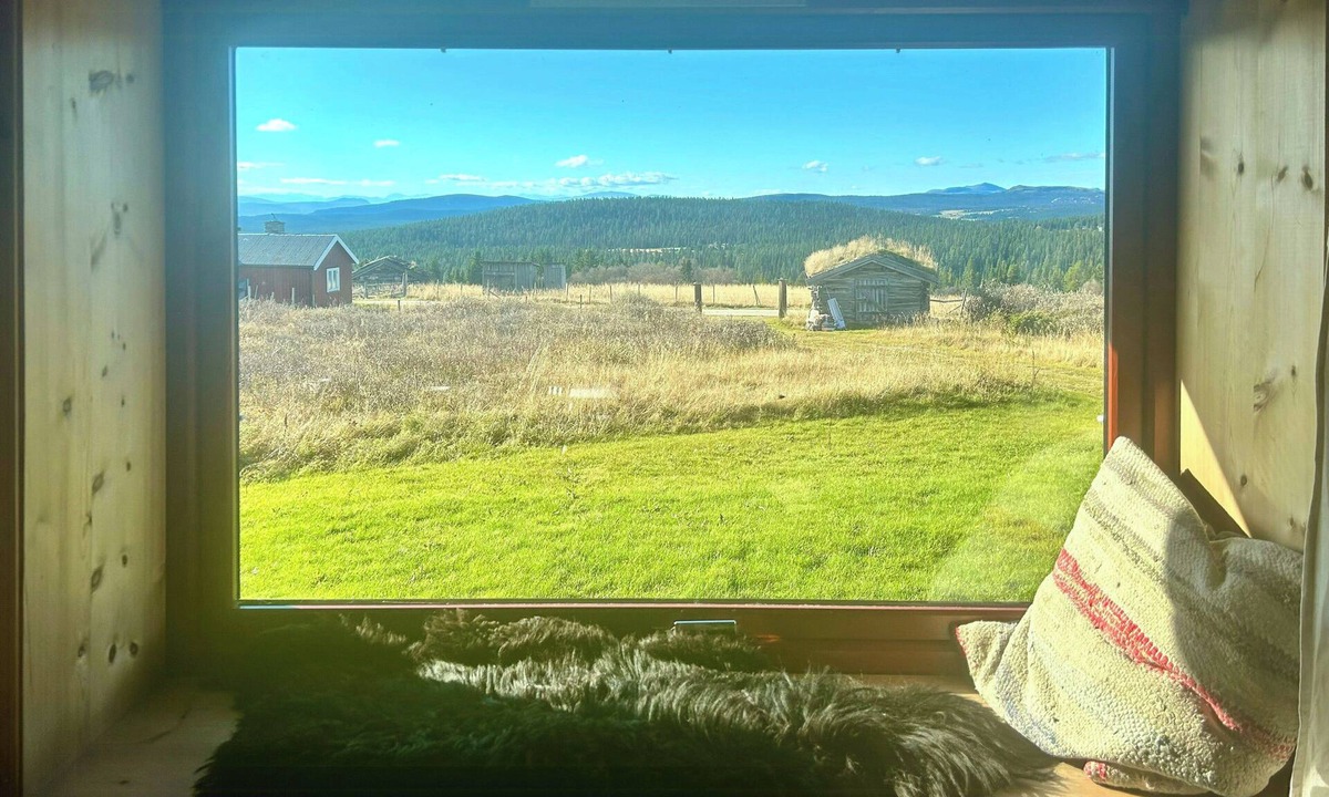 Ringebu House | Historic log cabin with views of Rondane