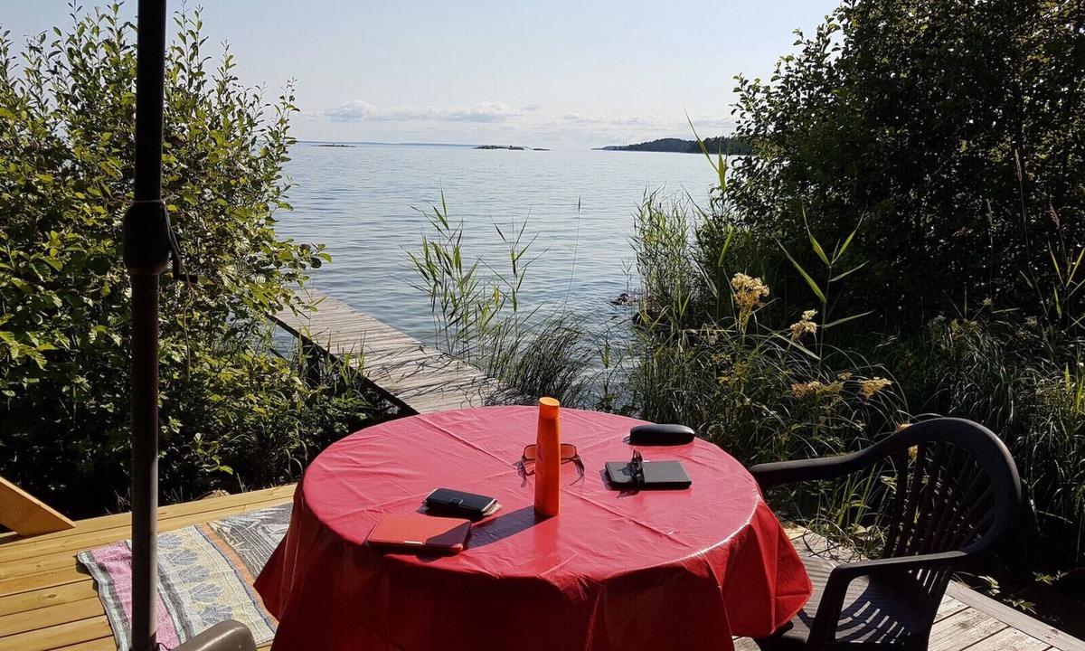 Mellerud O House | Holiday directly at the big lake Vänern