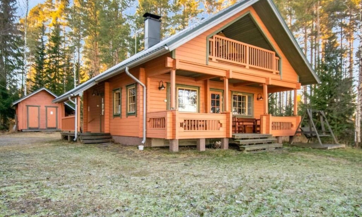 Liperi Villa | Holiday home at Lake Saimaa