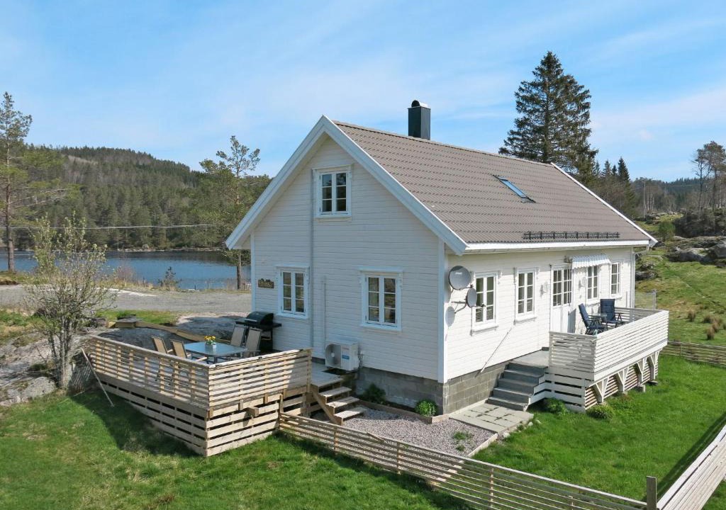 Sør-audnedal House | Holiday Home Der ute by Interhome