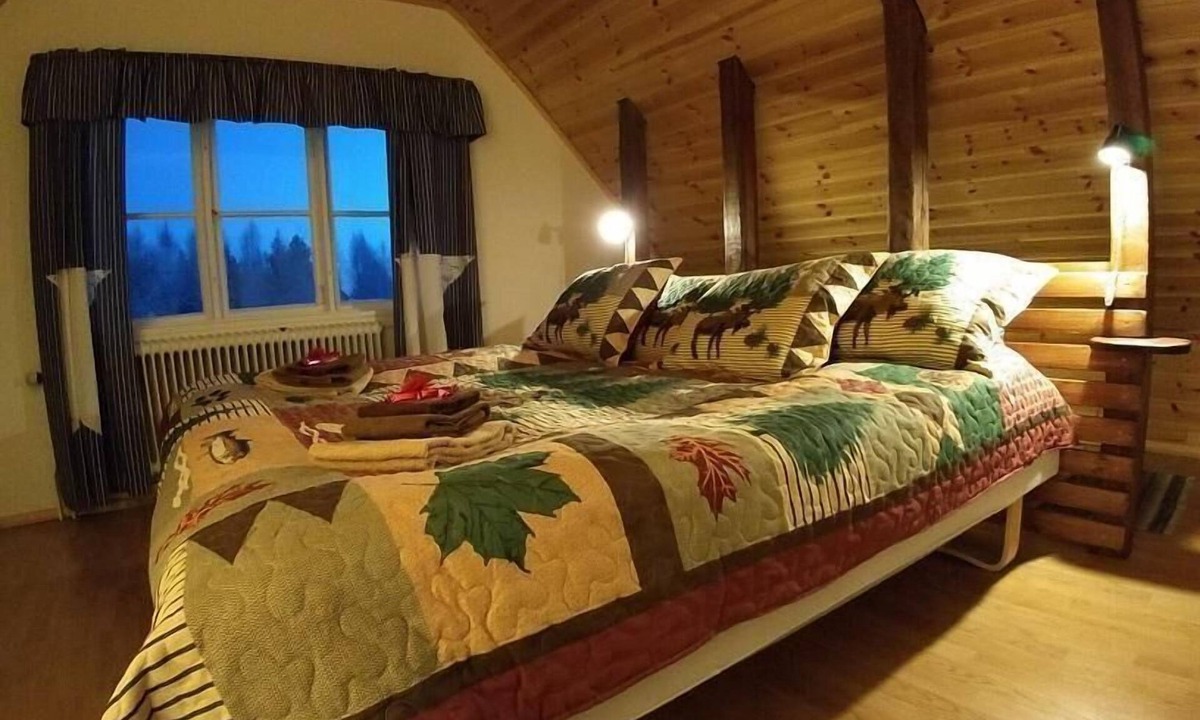 Sorsele House | Holiday home in Sorsele with shared garden