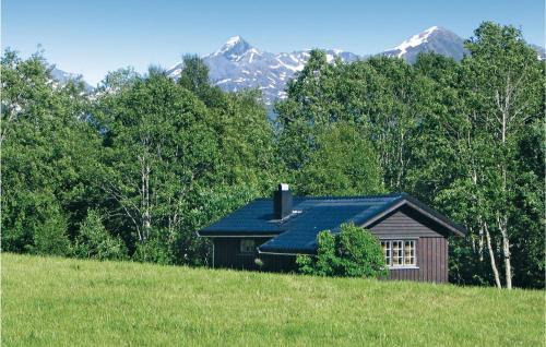 Rauma kommune House | Holiday Home Isfjorden Isfjorden