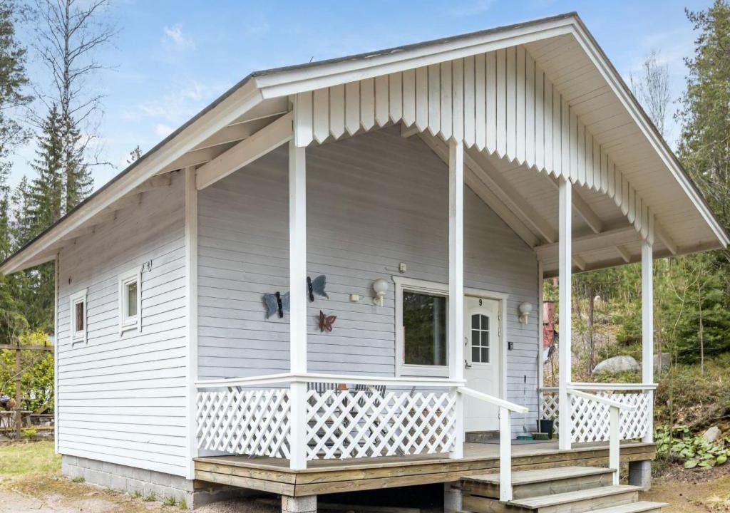 Sibbo House | Holiday Home Juhlamenot mökki 9 by Interhome