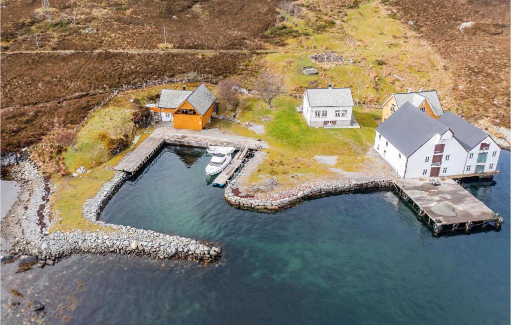 Sande House | Holiday Home Kvamsøy Storholmen
