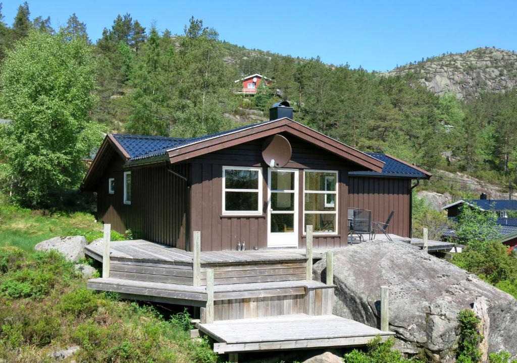 Aseral House | Holiday Home Sessabu - SOW074 by Interhome