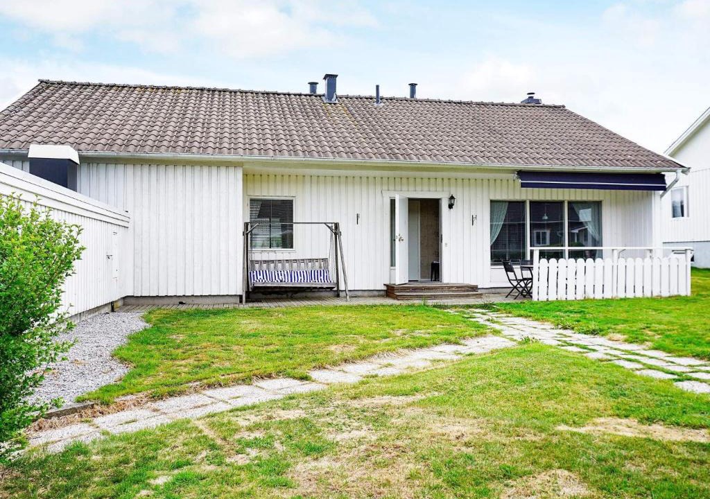 Stromstad Municipality House | Holiday home STRÖMSTAD VII