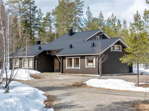 Salla House | Holiday Home Susitupa 6 by Interhome