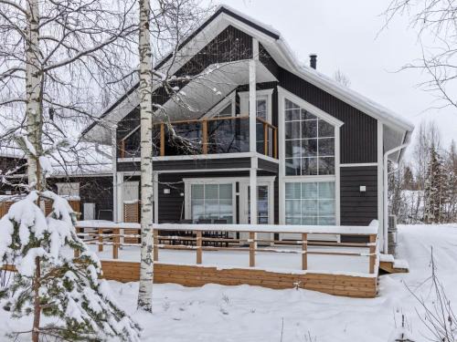 Tahkovuori House | Holiday Home Tonttutahko 20 a by Interhome