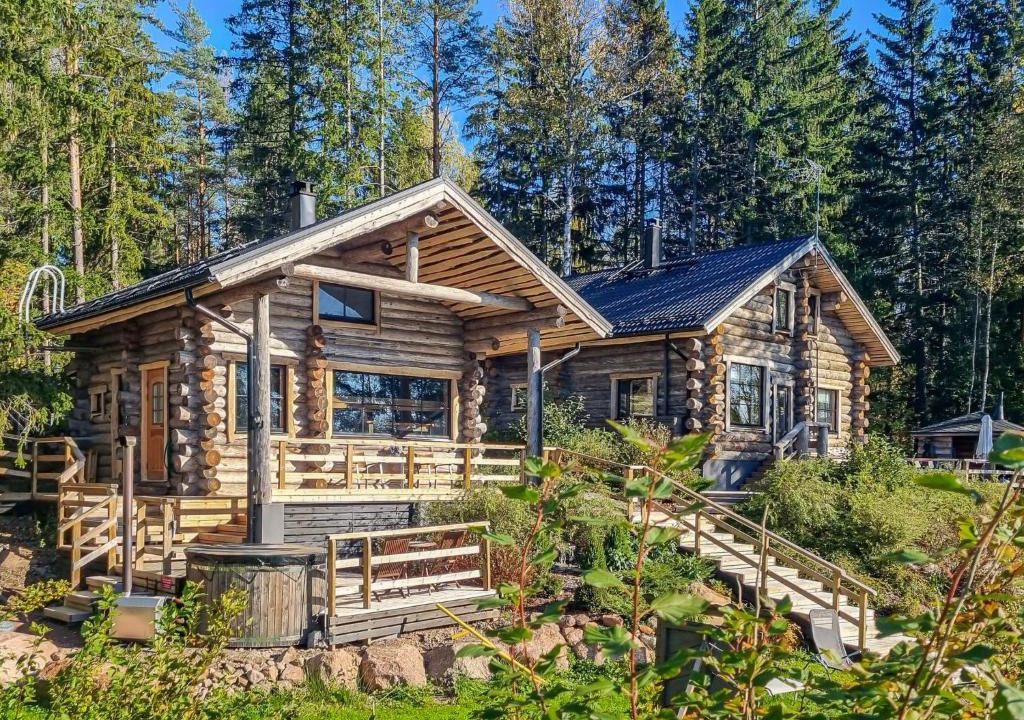 Pyhtaa House | Holiday Home Villa kaunisvirta by Interhome