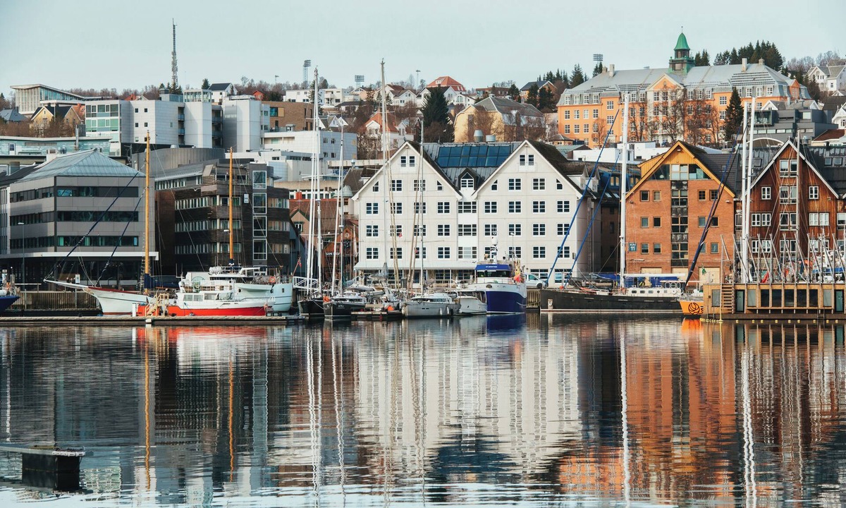 Tromso Hotel | Home Hotel With