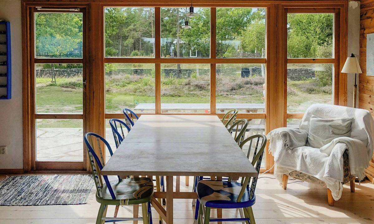 Faro House | House a stone's throw from Ekeviken on Fårö