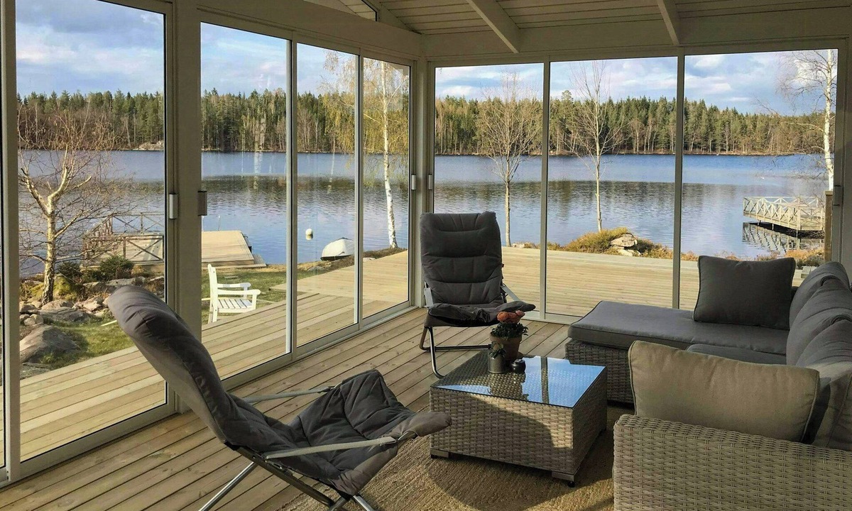 Astad House | House by a secluded lake in rural Blekinge