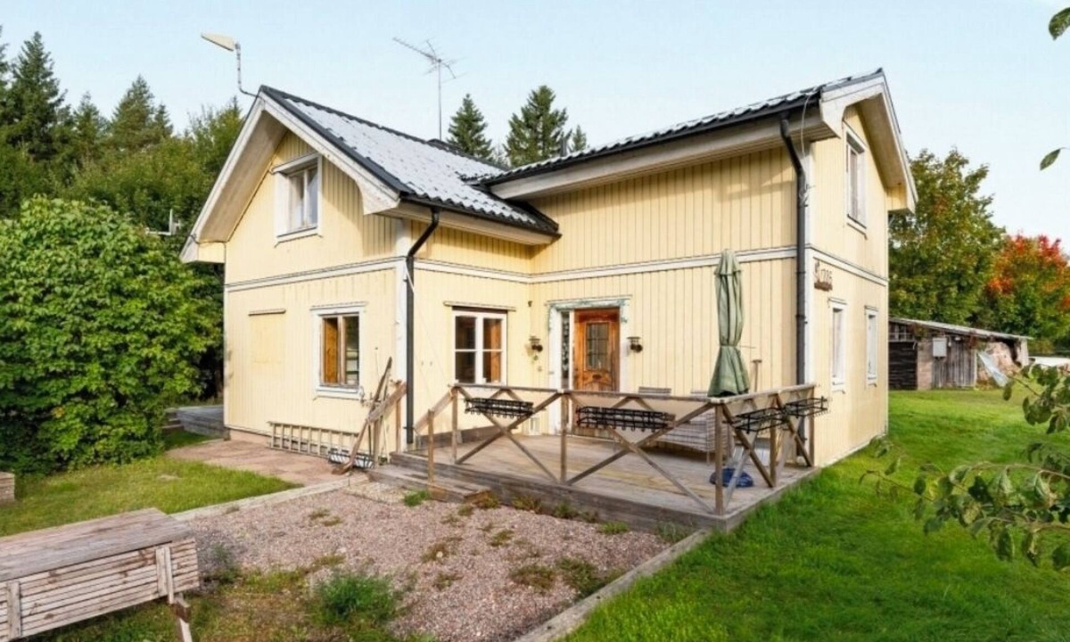 Tierp Municipality House | House in the countryside and close to the sea