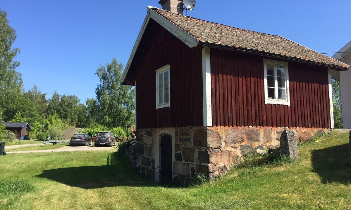 Vikbolandet House | House Sleeps 5 With Garden and Parking