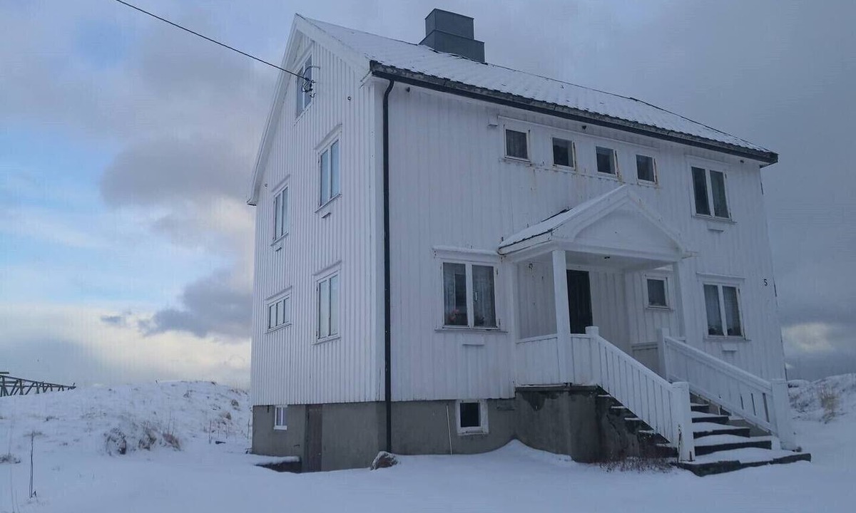 Moskenes House | House with amazing view & location in Tind