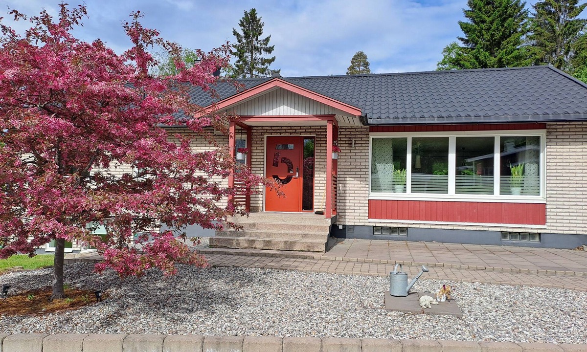 Innerstaden-Ostermalm House | House with large social areas, fantastic backyard and bathroom with sauna and bathtub