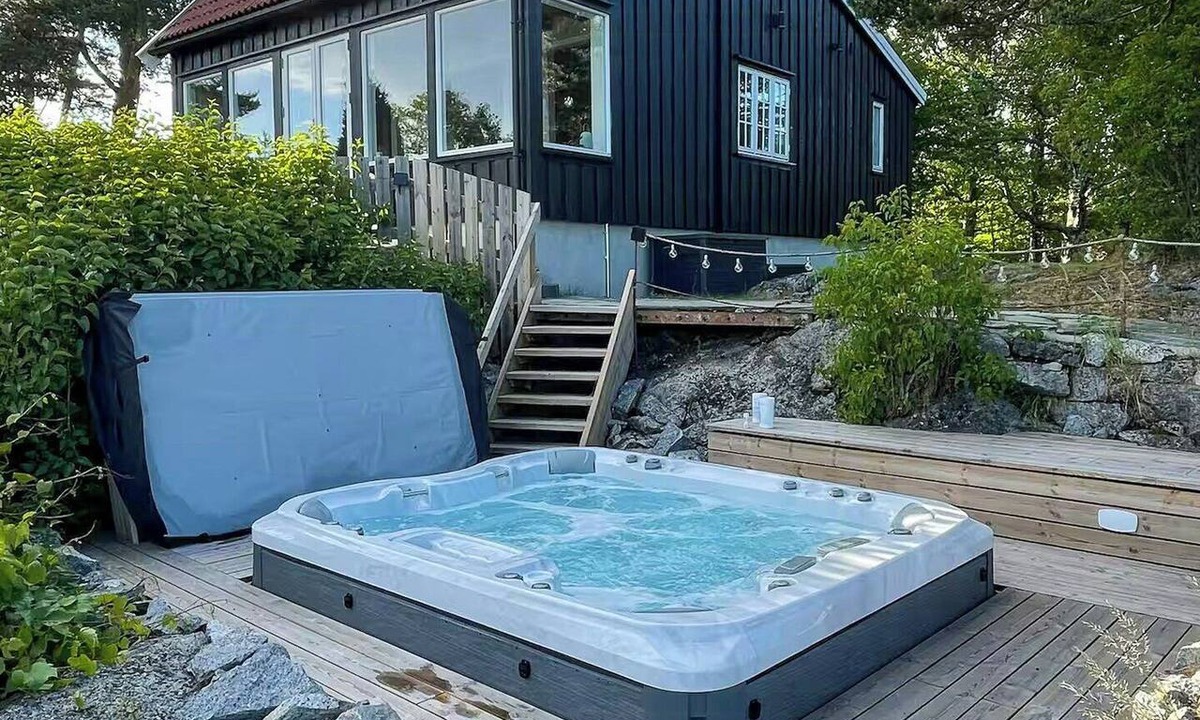 Porsgrunn House | House with own jetty and jacuzzi near Langesund