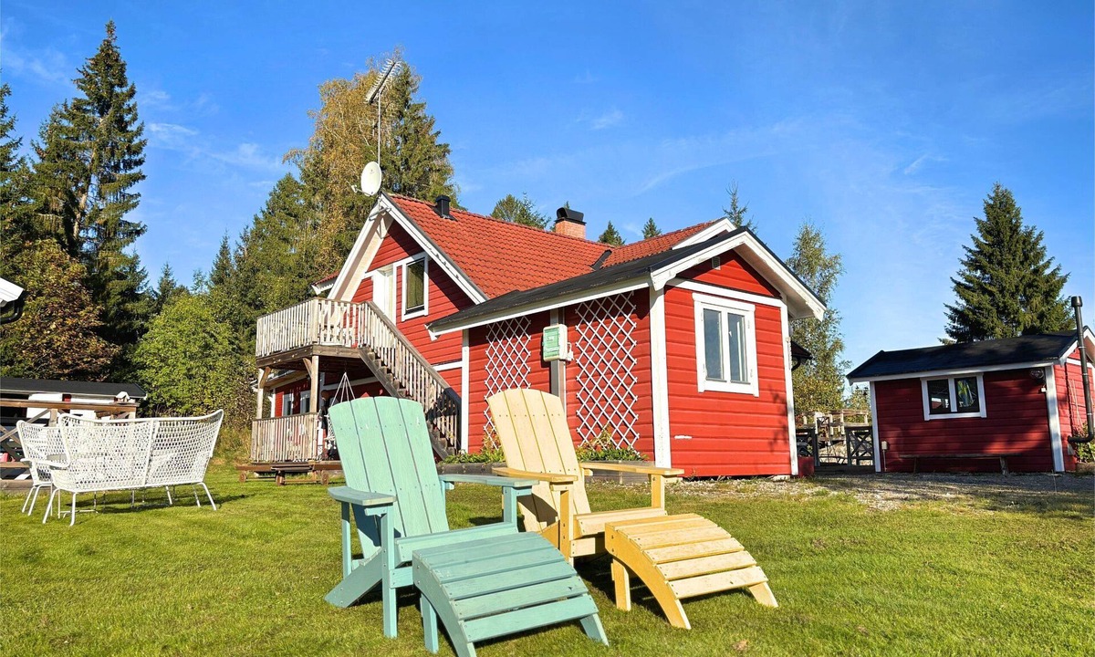 Kolsva House | Hus Bubbarsbo – Family-Friendly Lakefront Holiday Home in Sweden