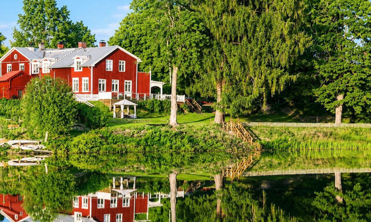 Dala-Husby Bed & Breakfast | Husby Wardshus