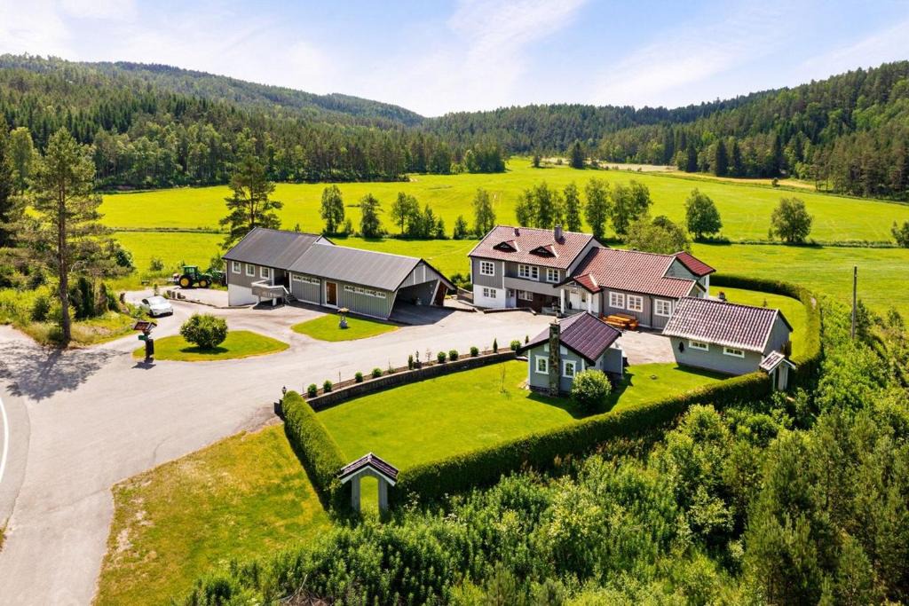 Marnardal House | "Huset Alcamaro"