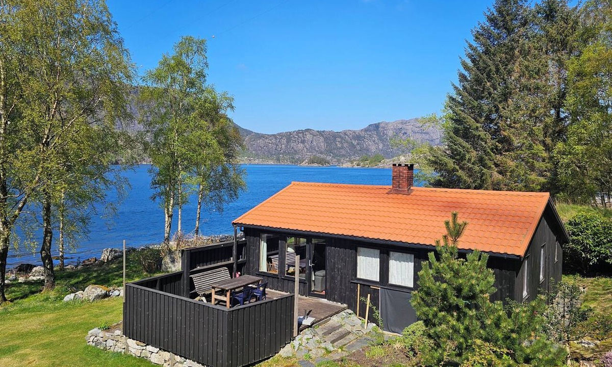 Forsand Cabin | Idyllic Cabin with Soul: Lysefjord, Pulpit Rock, Kjerag, Flørli